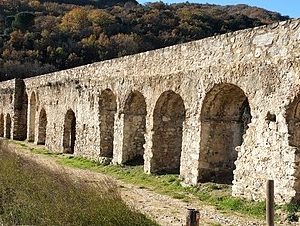 Aqueduct Ansignan