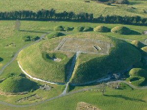 Knowth - Brú na Bóinne Complex